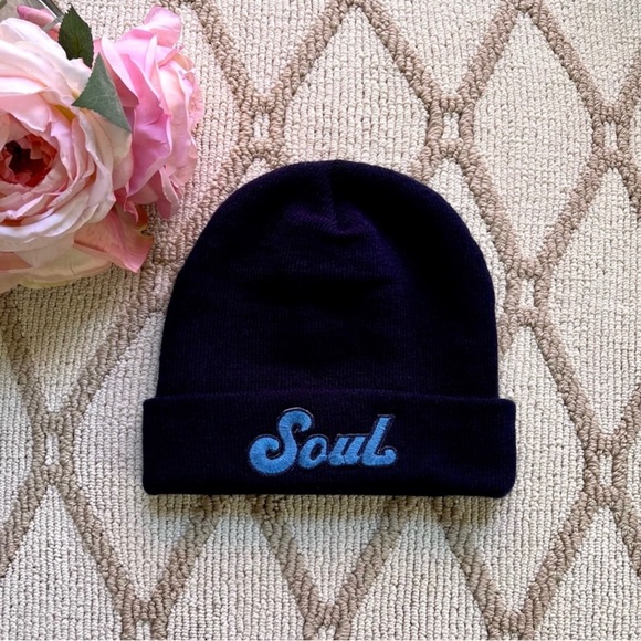 NWOT Aviator Nation × Soulcycle Patch
Blue Beanie Unisex - Picture 6 of 7